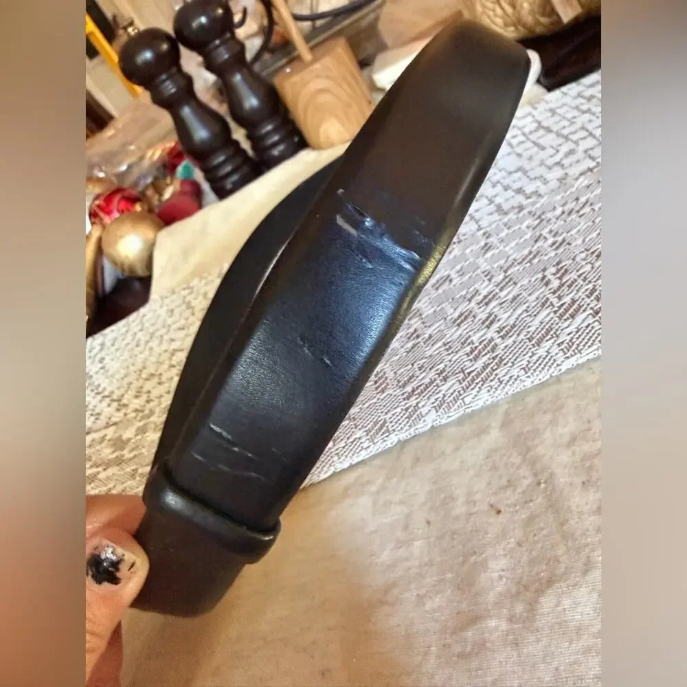 Chicos women’s black leather belt gold and silver buckle Sz S/M